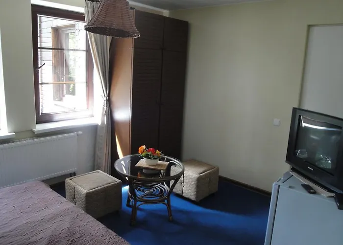 Du Gandrai בית הארחה