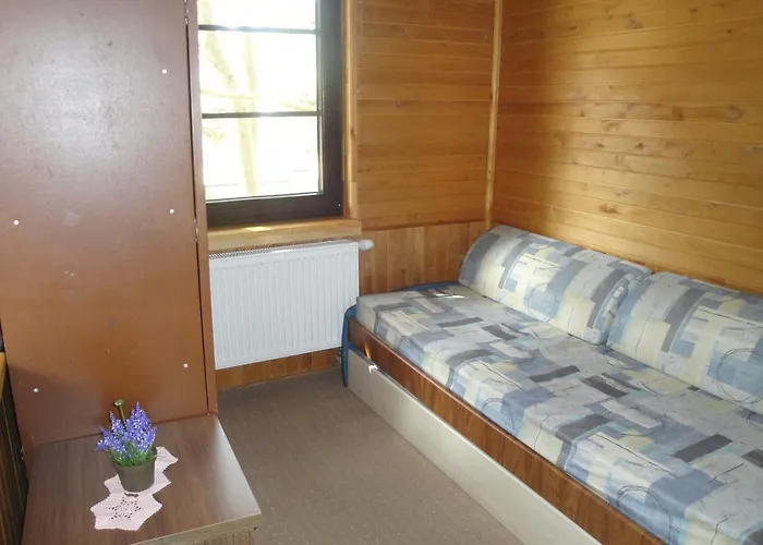 Du Gandrai בית הארחה